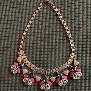 Stella & Dot shades of pink necklace